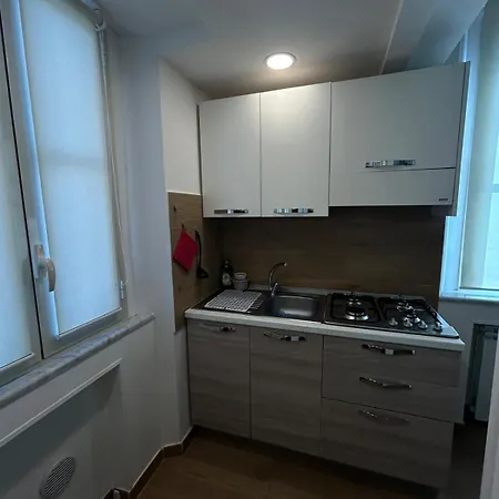 Апартаменты Little House Leonardo
