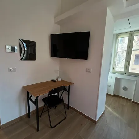 Little House Leonardo *