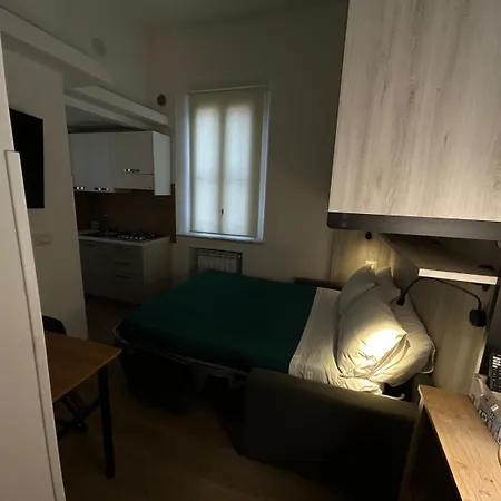 Διαμέρισμα Little House Leonardo Ρέτζιο ντι Καλάμπρια